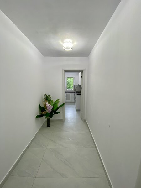 Drumul Taberei, str Sibiu, bloc Tip Z, 3 min metrou Favorit, nou renovat